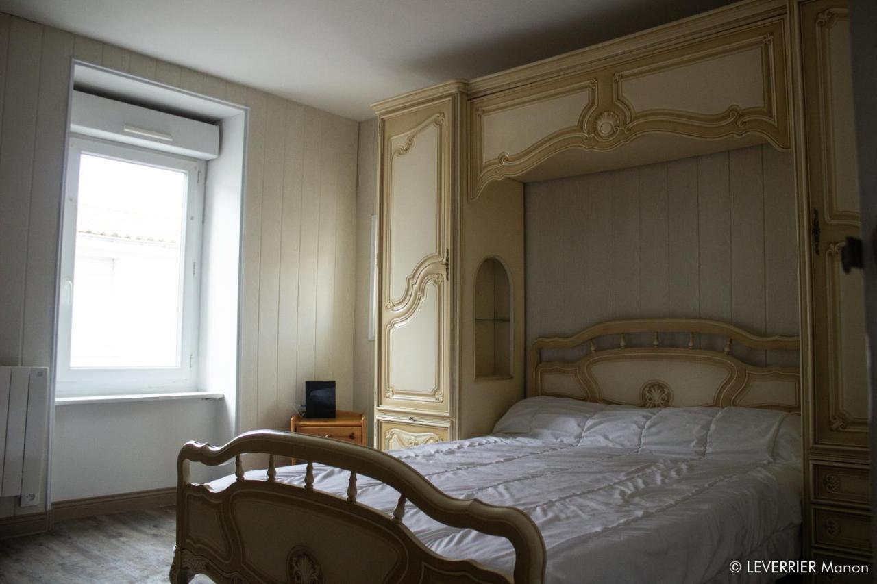 Апартаменты Logis Des Chouans Les Landes-Genusson Экстерьер фото